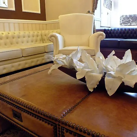 Thanhoffer Villa-3